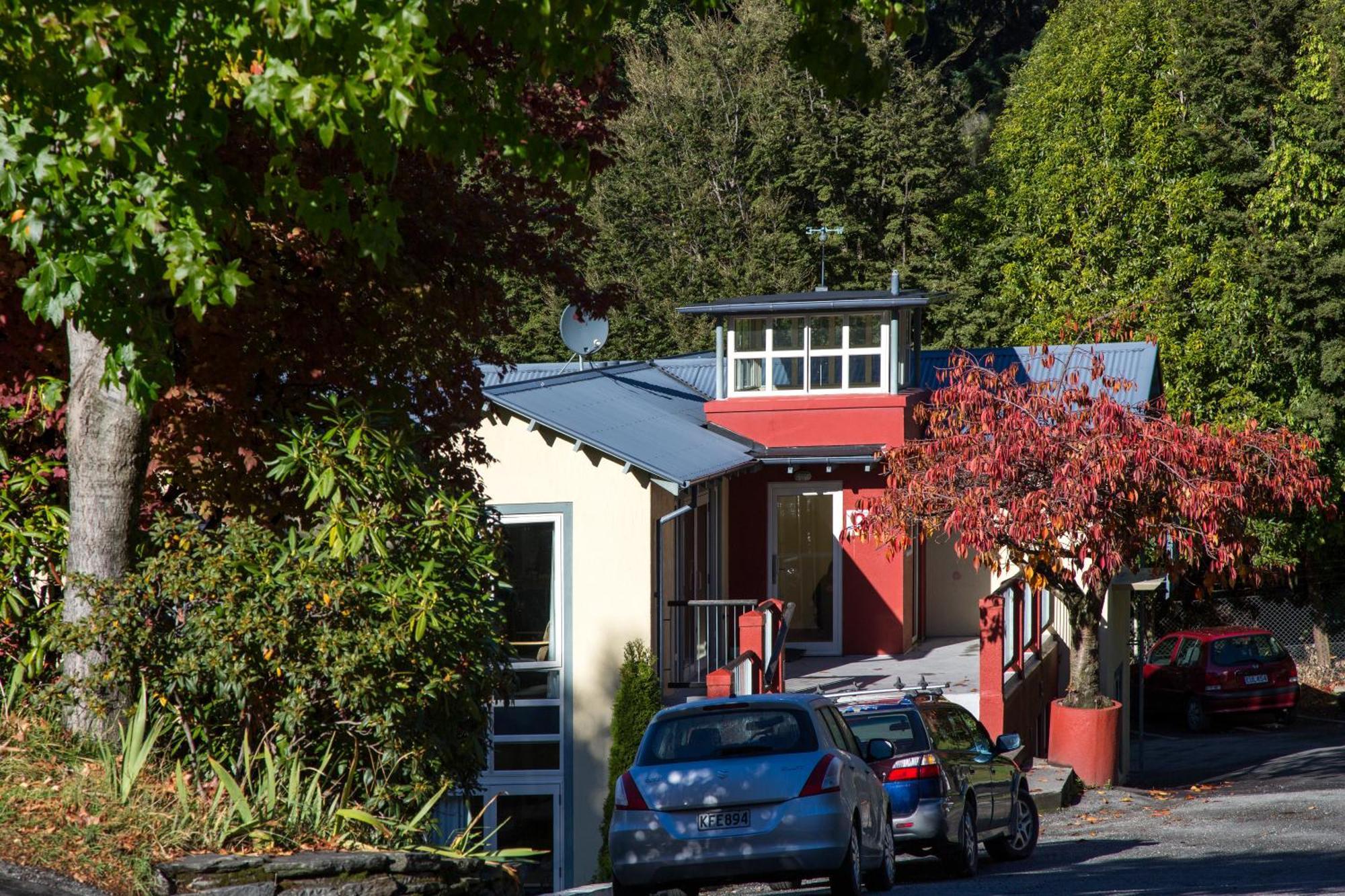 Pinewood Lodge Queenstown Extérieur photo